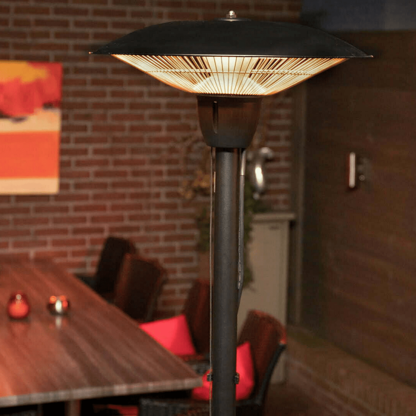 Barcelona Bright Sur pied noir 1500 Watt - Chauffageterrasse.fr