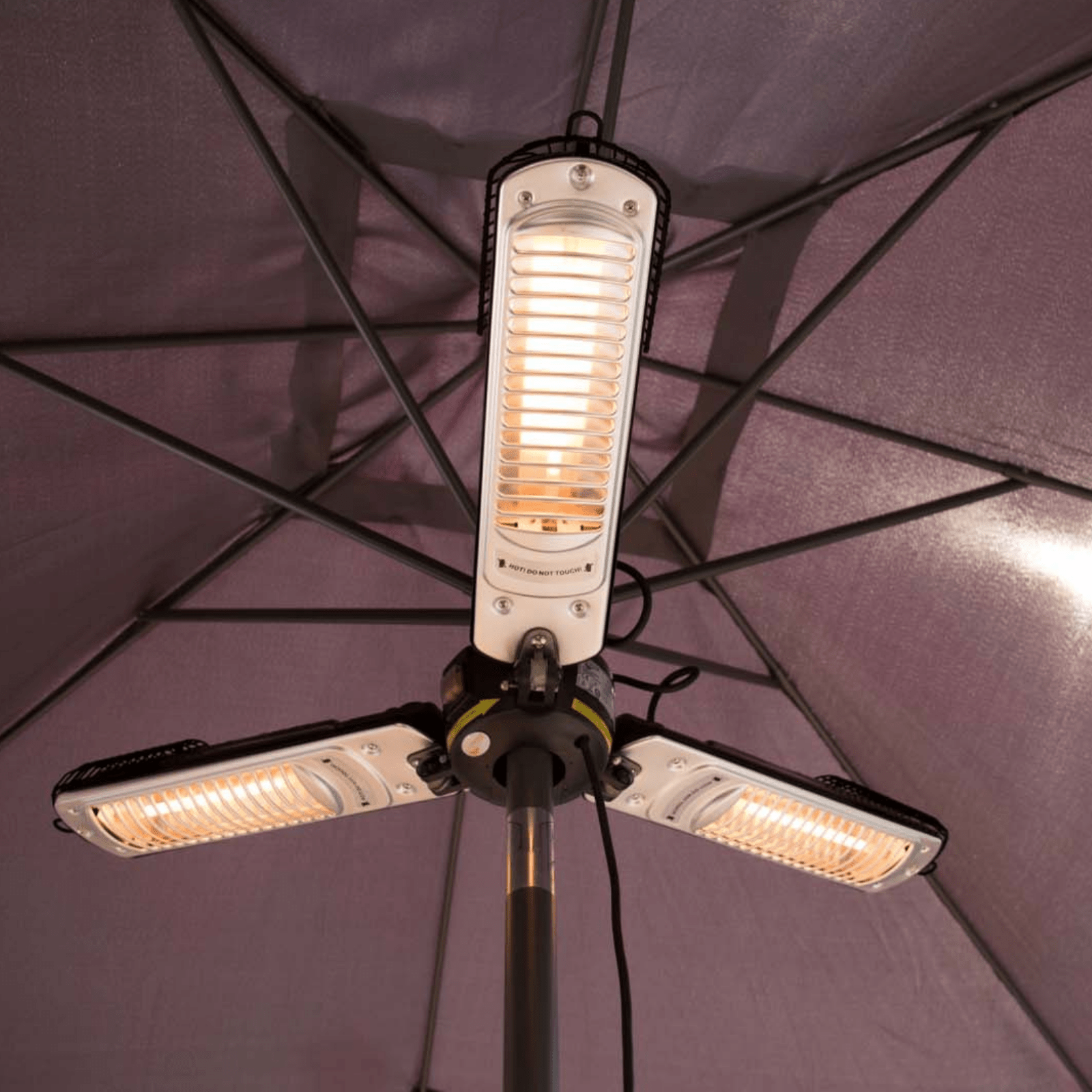 Bright Parasol noir 2000 Watt - Chauffageterrasse.fr