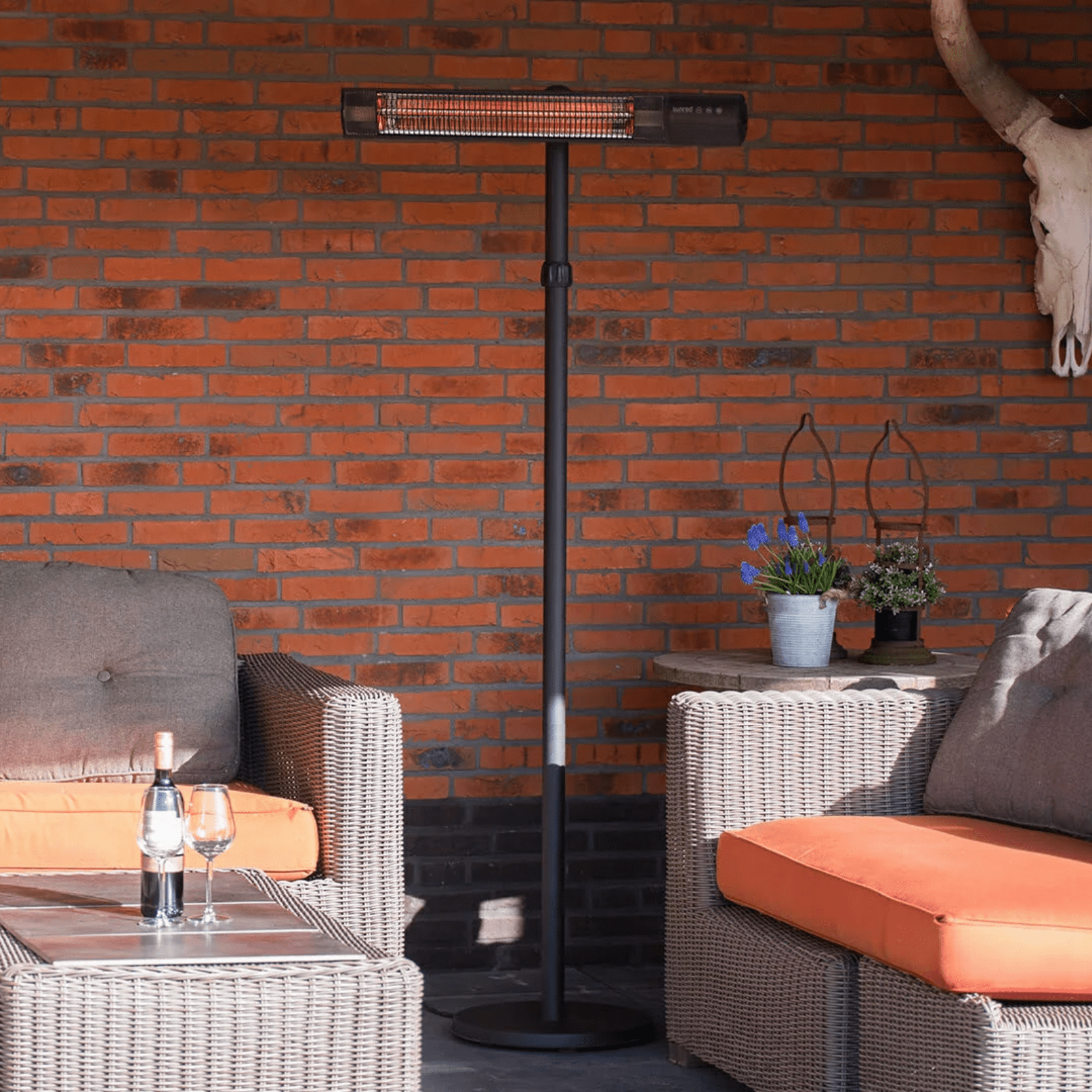 Dark Sur pied noir 2500 Watt - Chauffageterrasse.fr