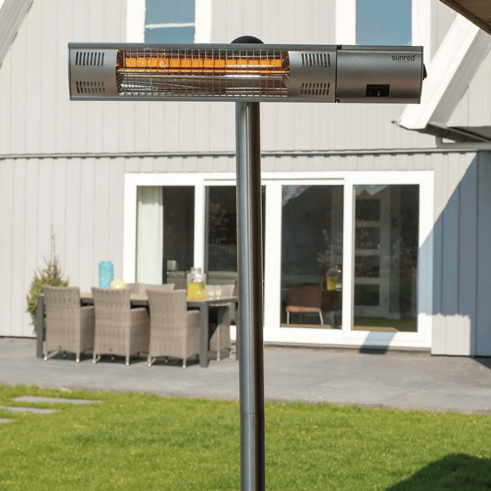 Ultra Sur pied argent 2000 Watt - Chauffageterrasse.fr
